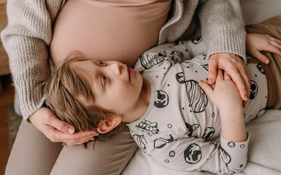 Domowa sesja w ciąży: Jak uwiecznić ten niezwykły moment?