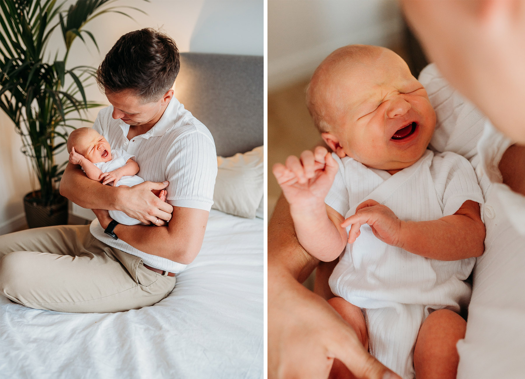 tata trzyma w objęciach noworodka siedząc na łóżku podczas rodzinnej sesji z noworodkiem w warszawie