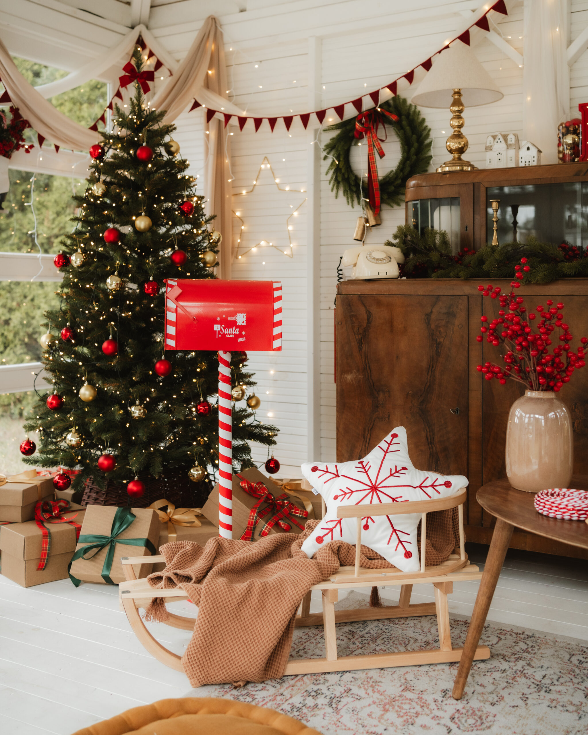 przykład aranżacji świątecznej w studio sikory zrobionej na mini sesje świąteczne