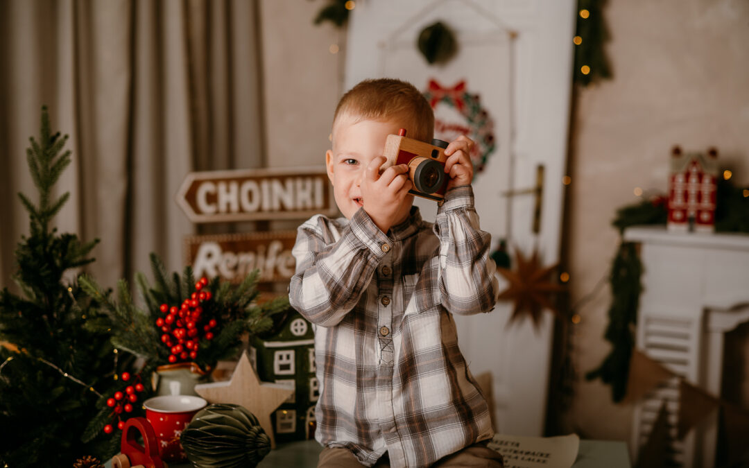 Jak pracuję z dziećmi podczas świątecznych mini sesji w Warszawie