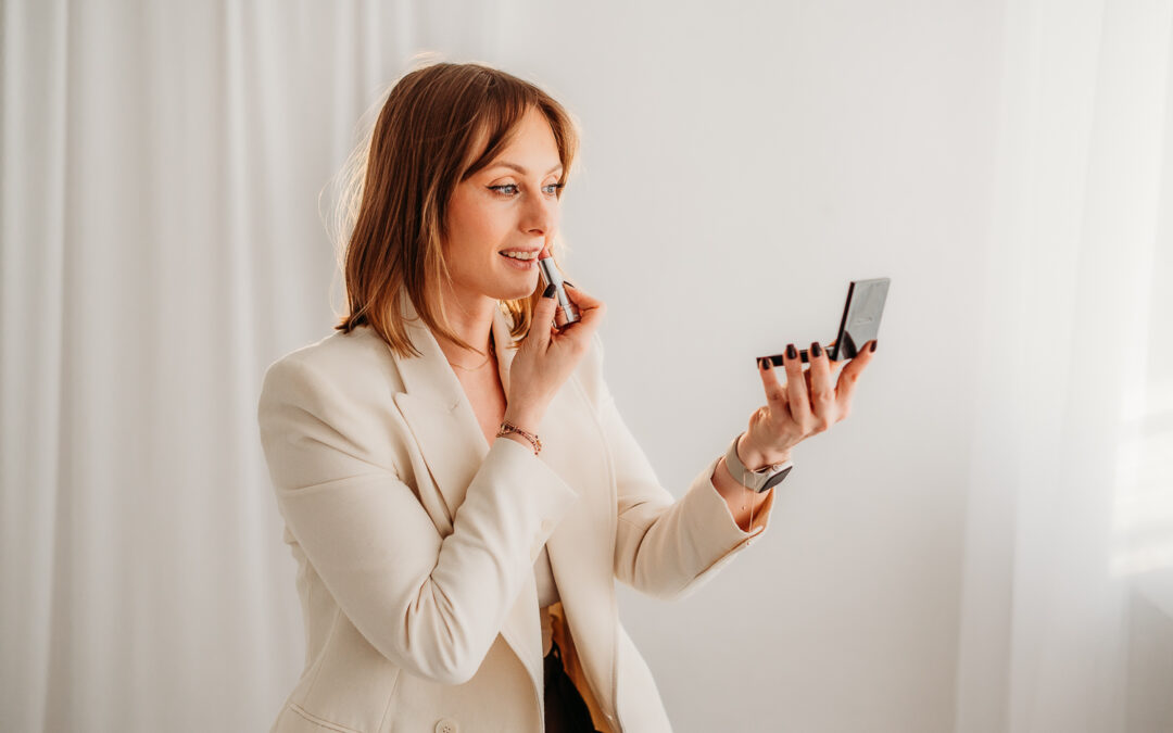 Jak pomalować się do sesji zdjęciowej? Kilka porad od makijażystki z Warszawy